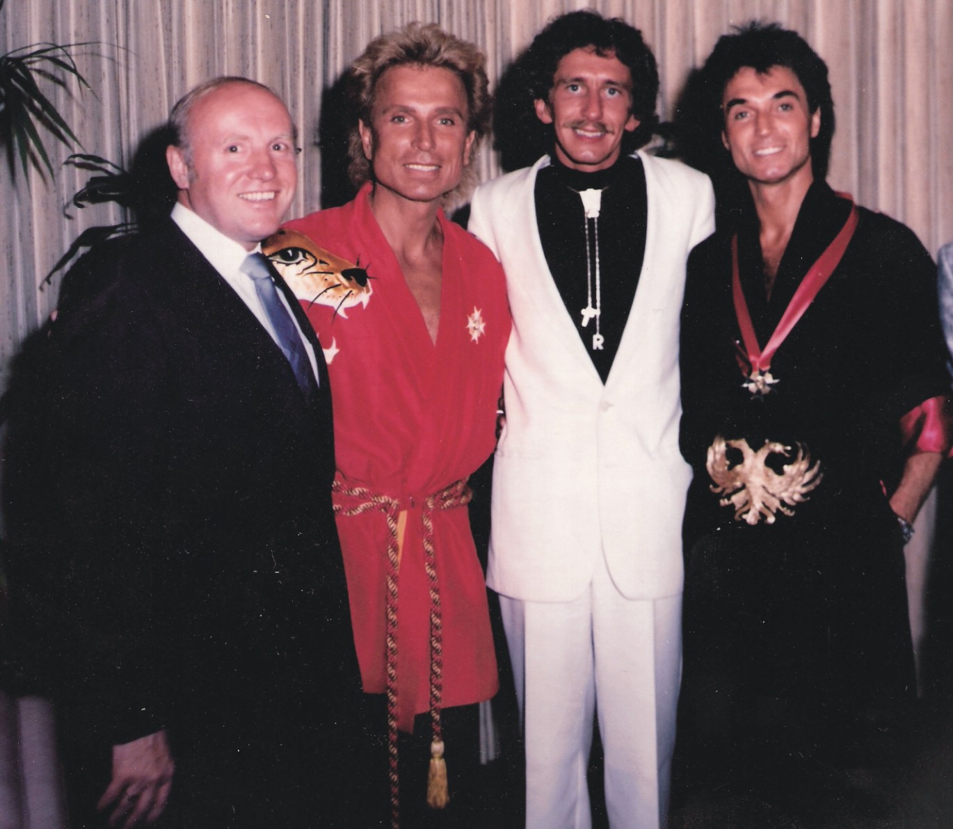 Das Goldene Verdienstzeichen Klaus, Siegfried, Tony, Roy 