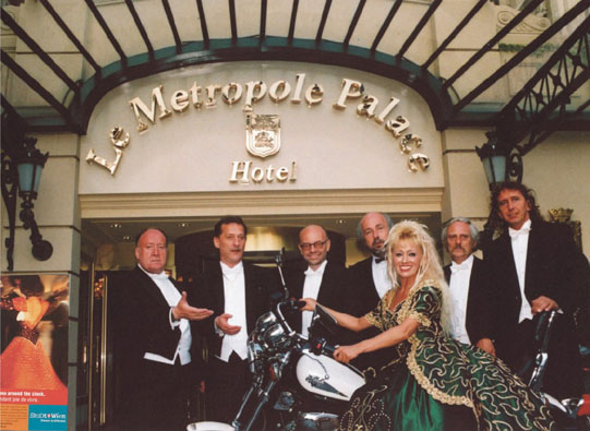 Bild aus der Galerie Ball der Magier